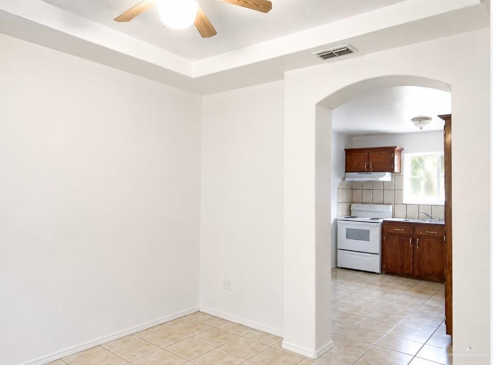 Photo 2 of 2316 Ashley Avenue #3