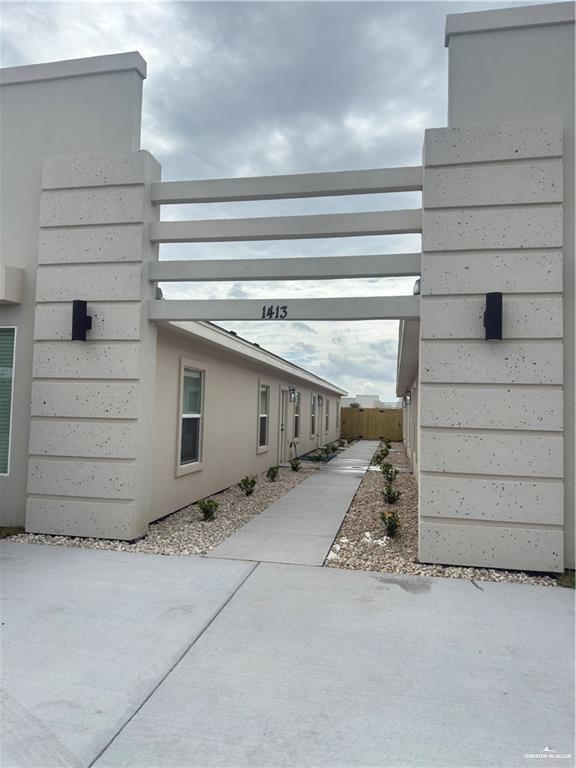 Photo 2 of 1413 Vine Avenue #4