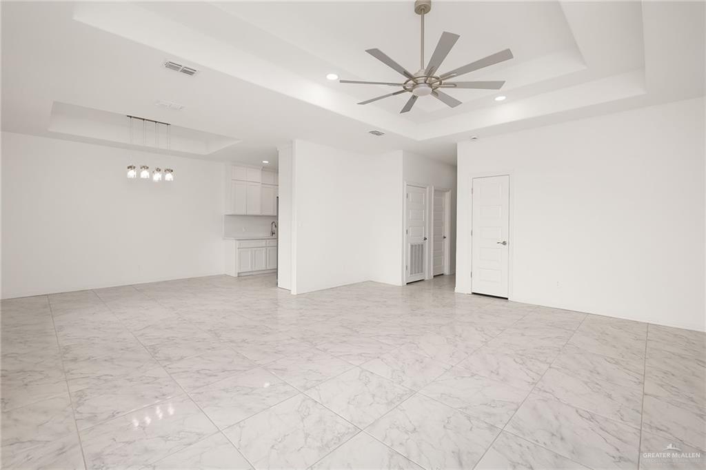 Photo 4 of 3563 Las Brisas Street