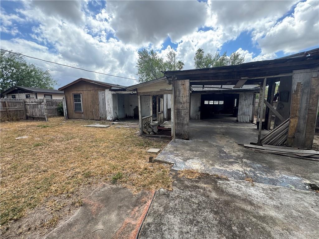 Photo 2 of 1210 Basin Street