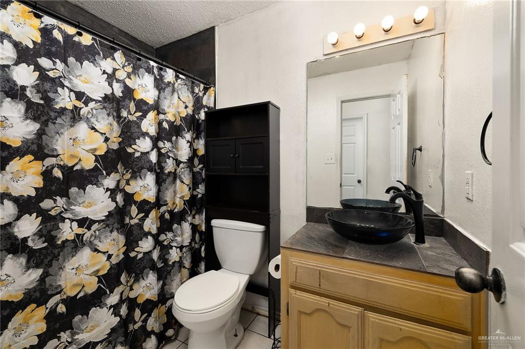 Photo 22 of 3405 Walnut Avenue