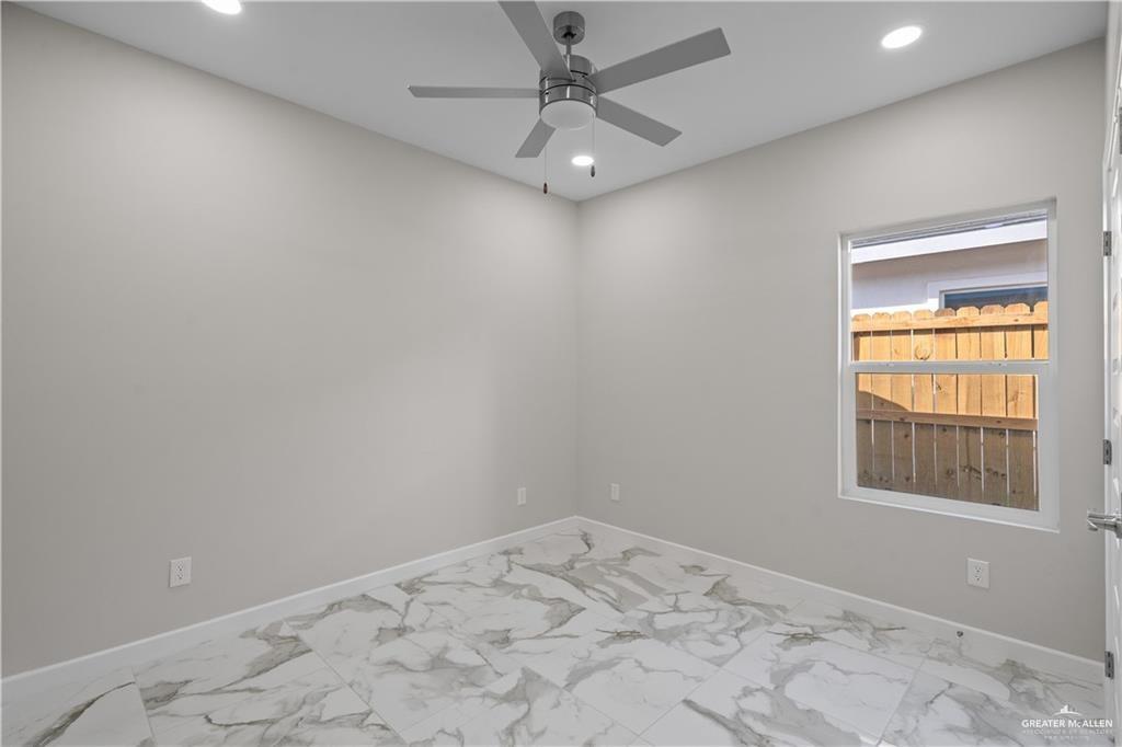 Photo 7 of 405 Onyx Avenue #2