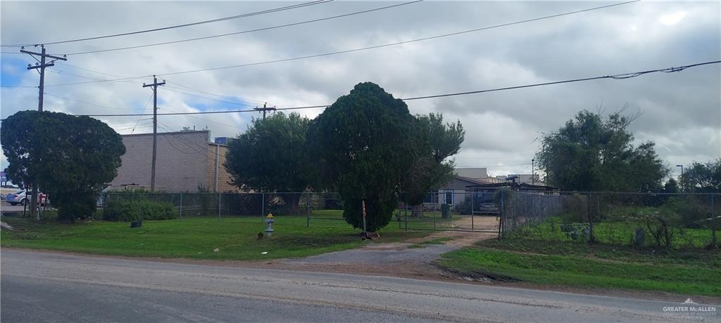 Photo 2 of 508 Cesar Chavez Road