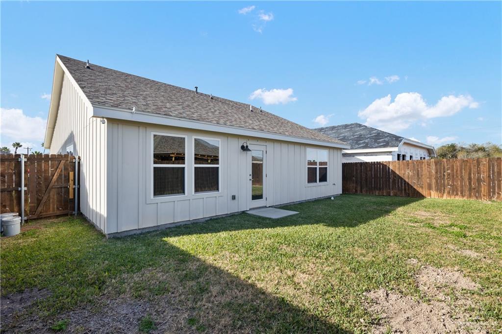 Photo 14 of 2110 Sonador Drive