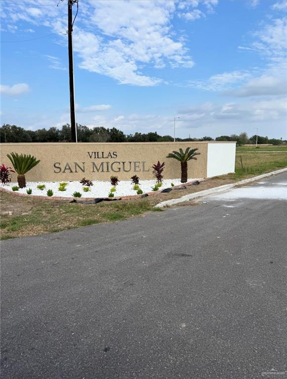 Photo 1 of 717 Uriel Drive, Weslaco