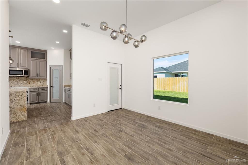 Photo 5 of 2908 Arboledas Drive
