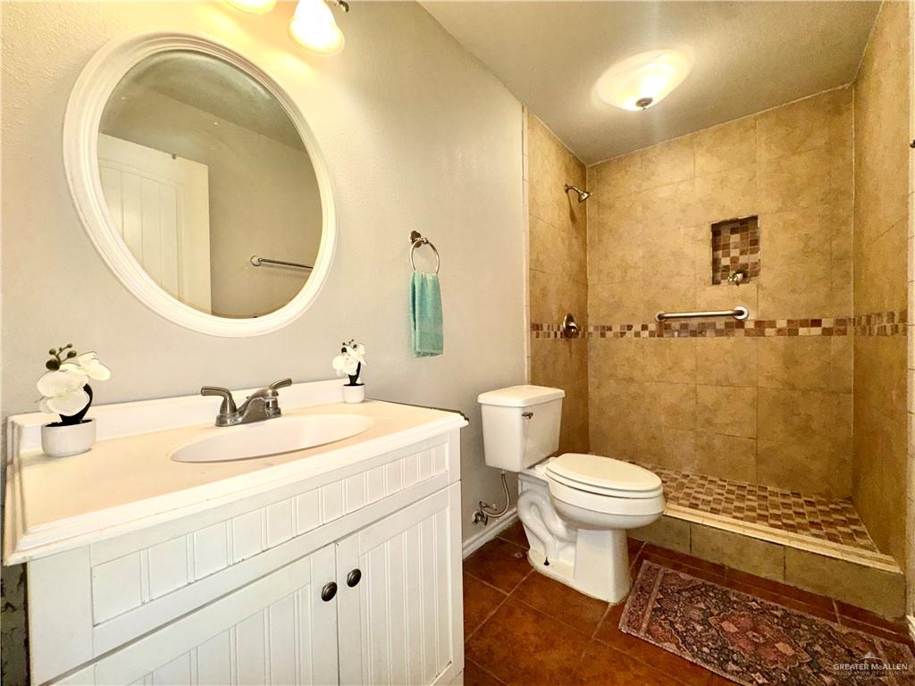 Photo 8 of 821 Stubbs Street