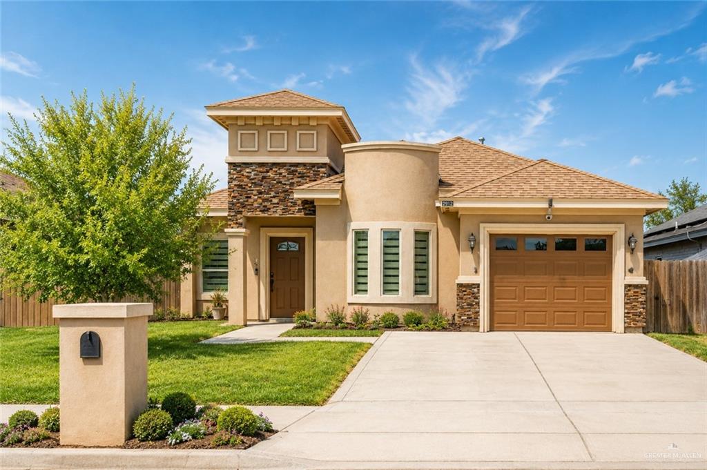 Single Family home at 2912 Fuerte Avenue, McAllen, Texas