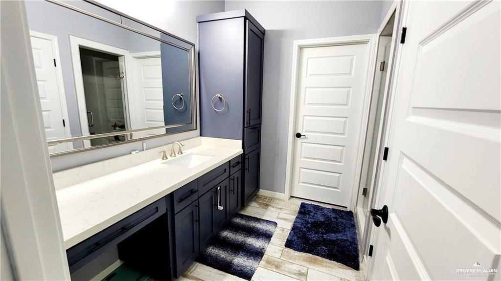 Photo 11 of 8007 25th Lane