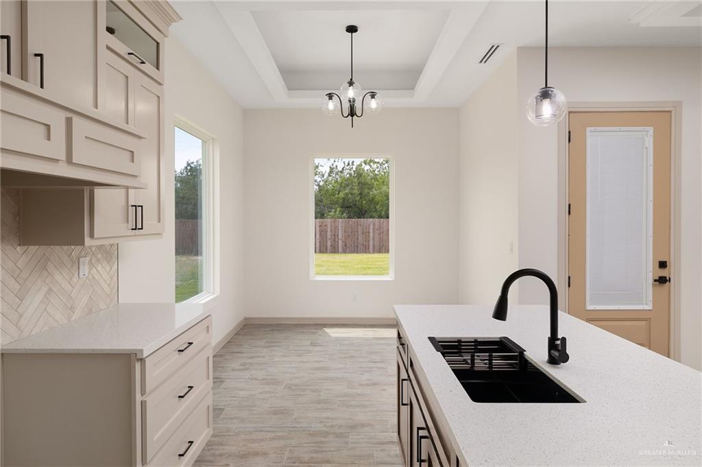 Photo 7 of 10121 Espada Drive