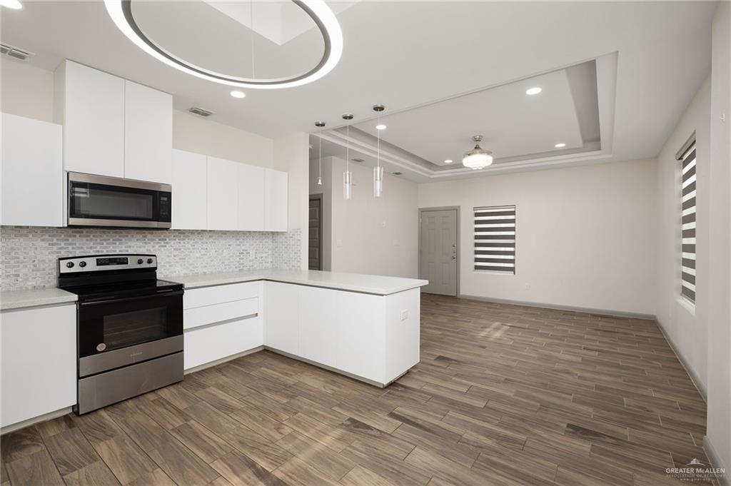 Photo 16 of 1603 Angelina Drive #2