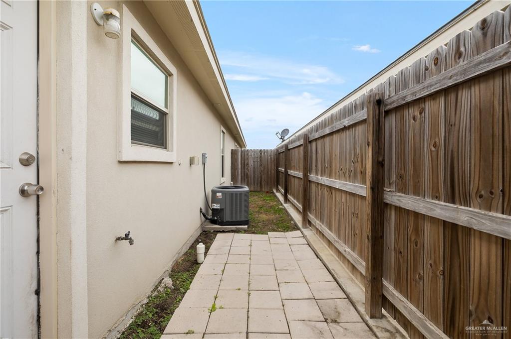 Photo 12 of 511 Downing Avenue #1