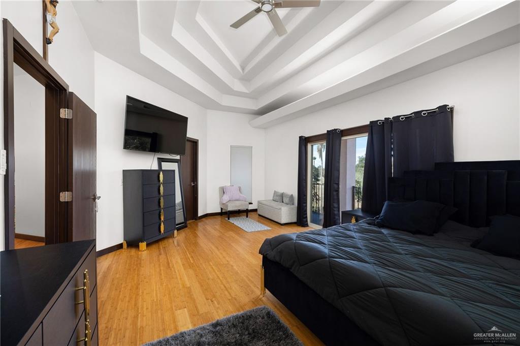 Photo 17 of 914 Rio Grande Drive