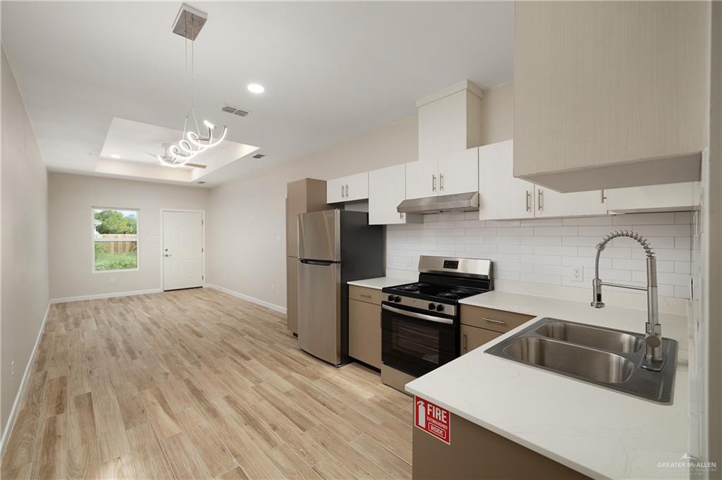 Photo 4 of 5327 Vision Street #B