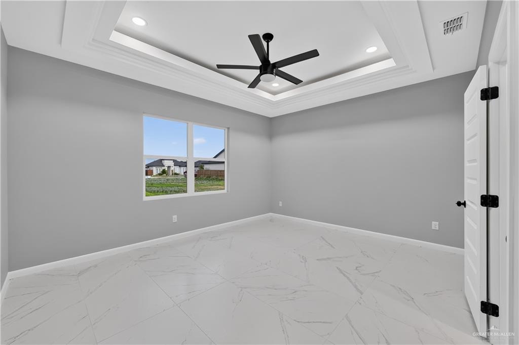 Photo 11 of 1301 Acacia Drive