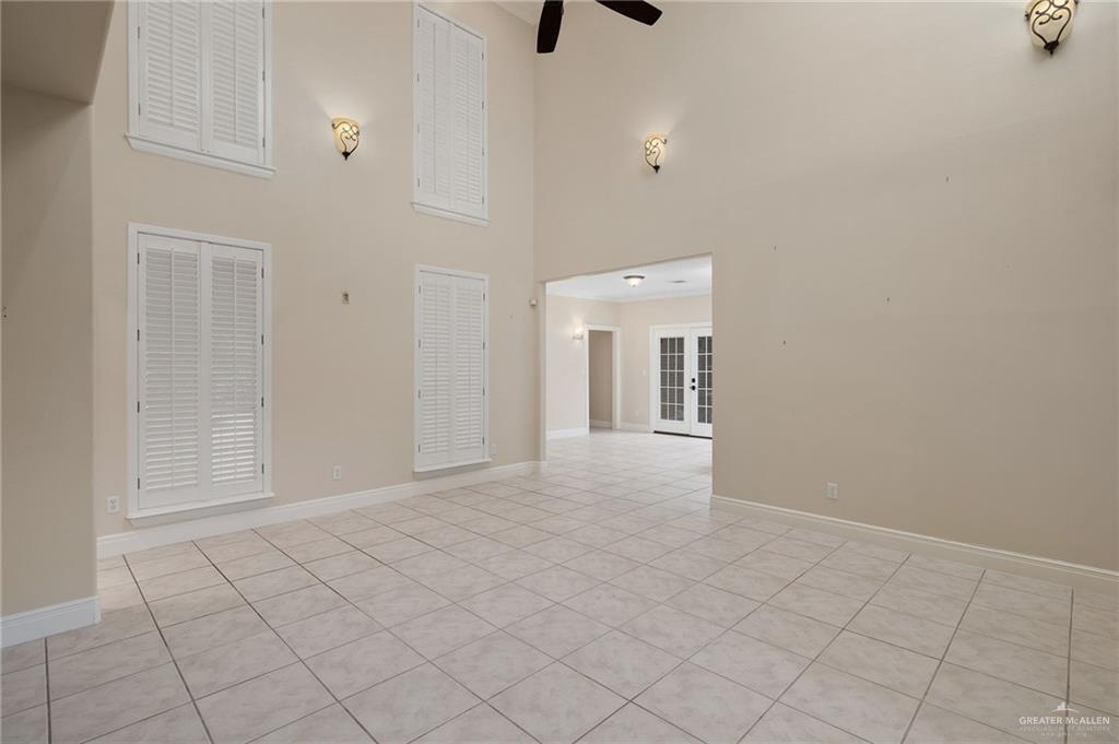 Photo 7 of 5501 1st Lane