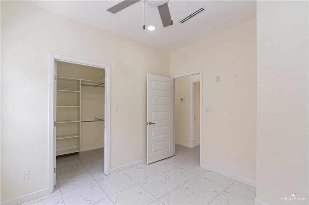 Photo 4 of 2601 Hilltop Avenue