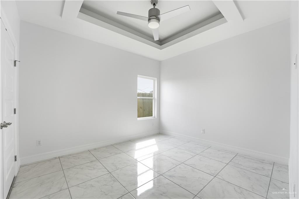 Photo 11 of 3200 Auburndale Avenue