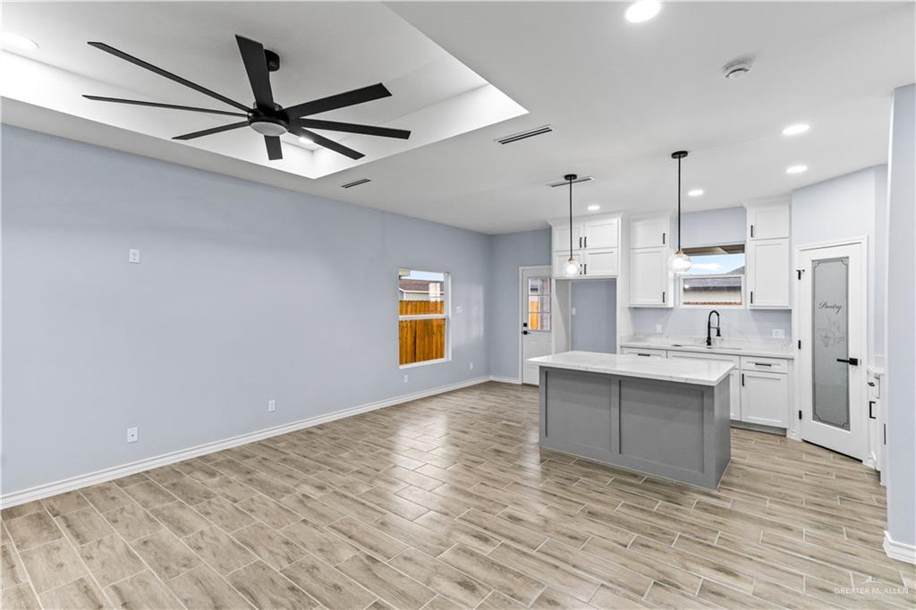Photo 3 of 3556 Las Brisas Street