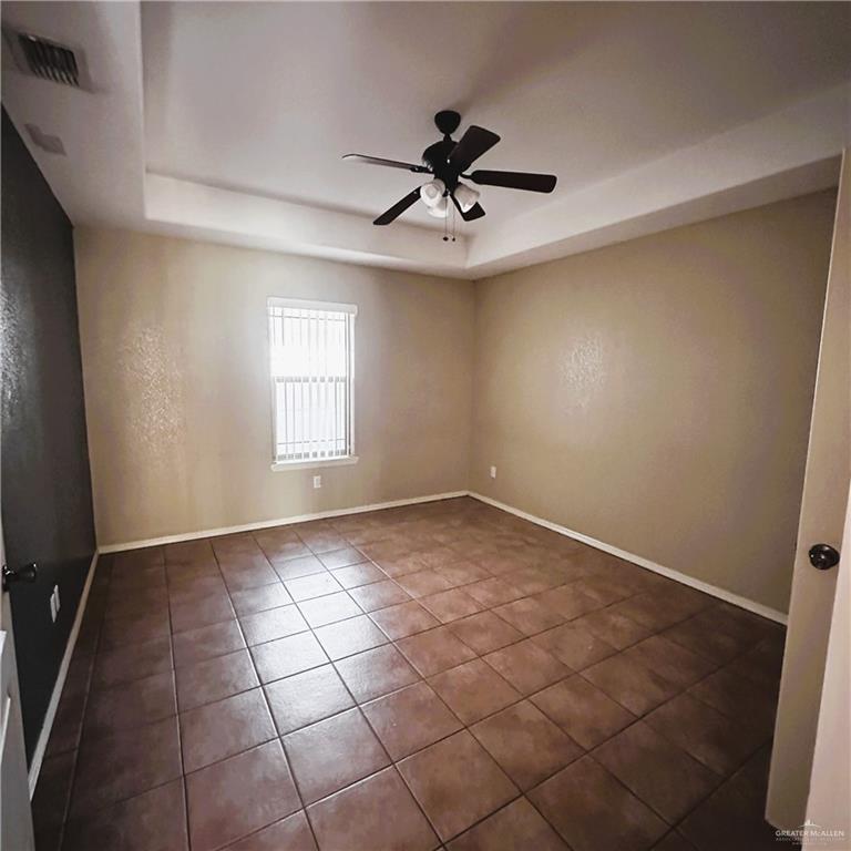 Photo 4 of 1101 Pecan Street