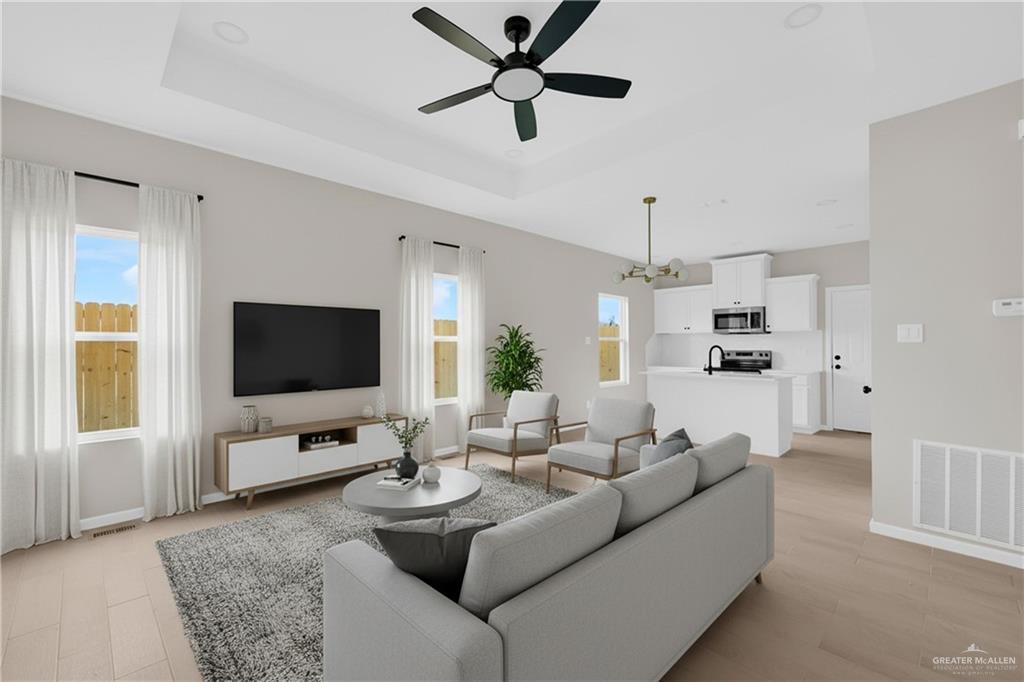 Photo 3 of 105 Royal Palm Drive