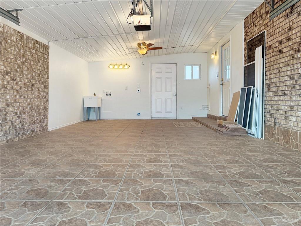 Photo 25 of 519 Venus Street