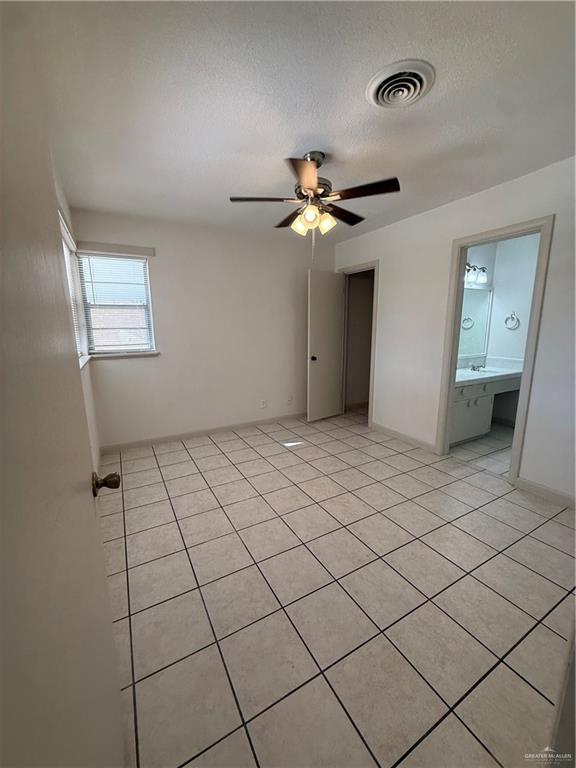 Photo 8 of 1116 Harvey Street