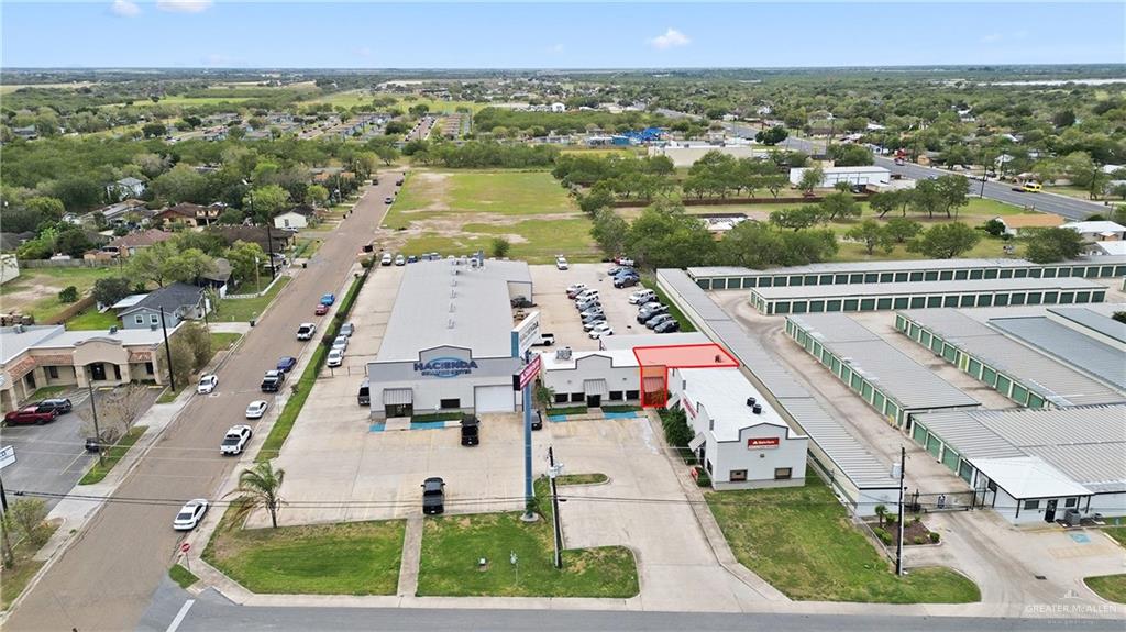Photo 11 of 2312 Expressway 83 #B