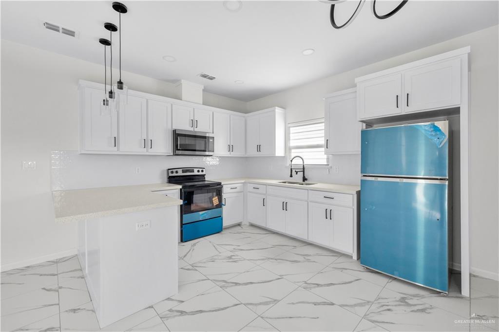 Photo 5 of 1301 Aryana Avenue