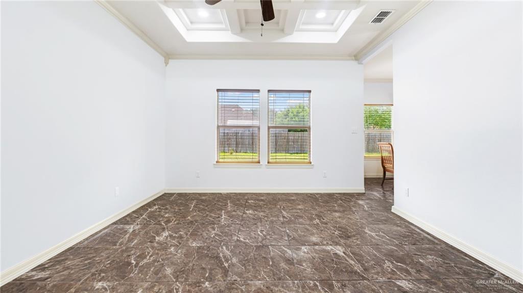 Photo 4 of 220 Los Laureles Drive