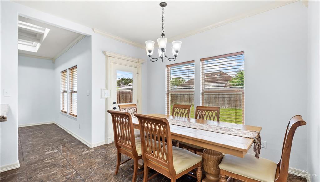 Photo 9 of 220 Los Laureles Drive