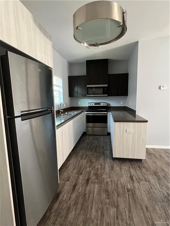 Photo 4 of 1805 Cari Nicole Avenue #4