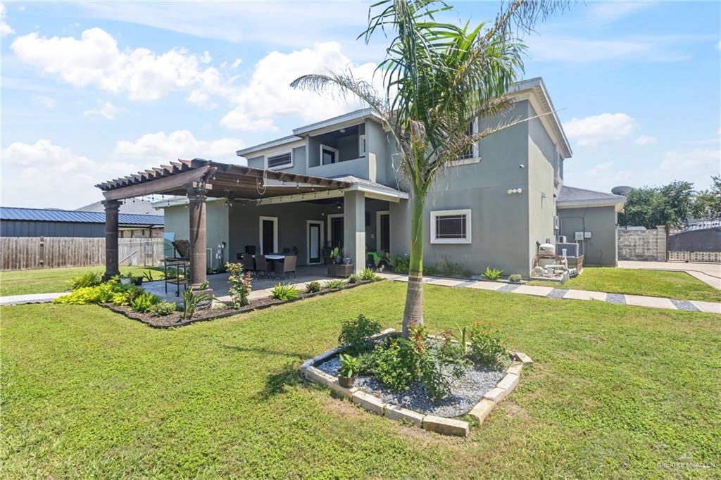 Photo 26 of 5403 Mauritius Lane