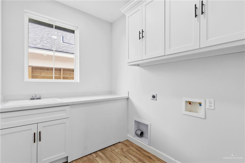 Photo 15 of 1816 Diplomat Drive