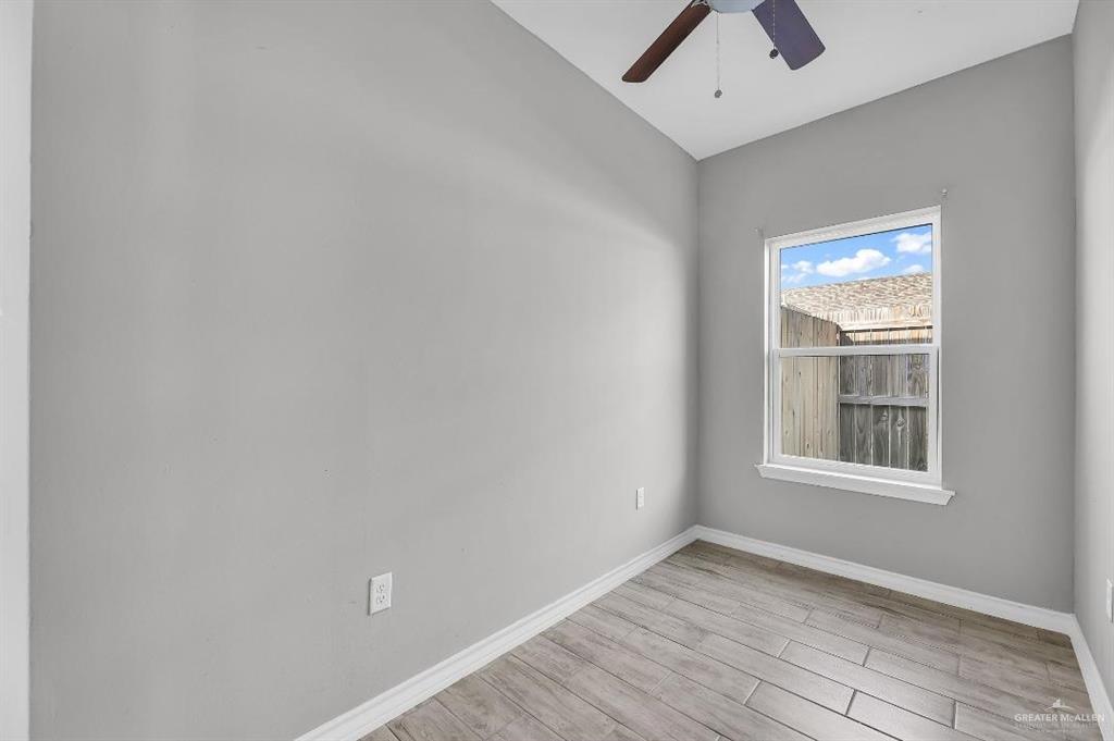 Photo 12 of 2713 Primrose Avenue #A-1