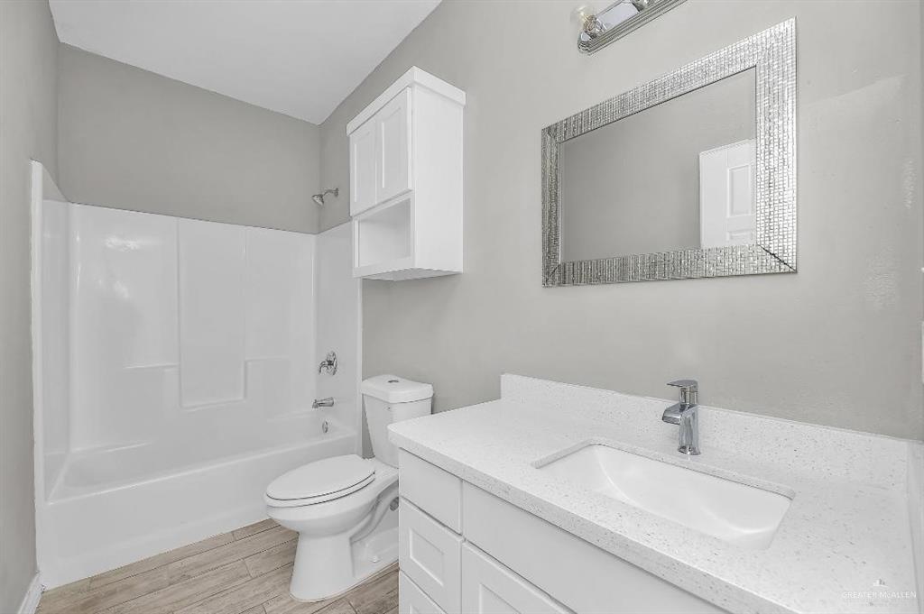 Photo 9 of 2713 Primrose Avenue #A-1