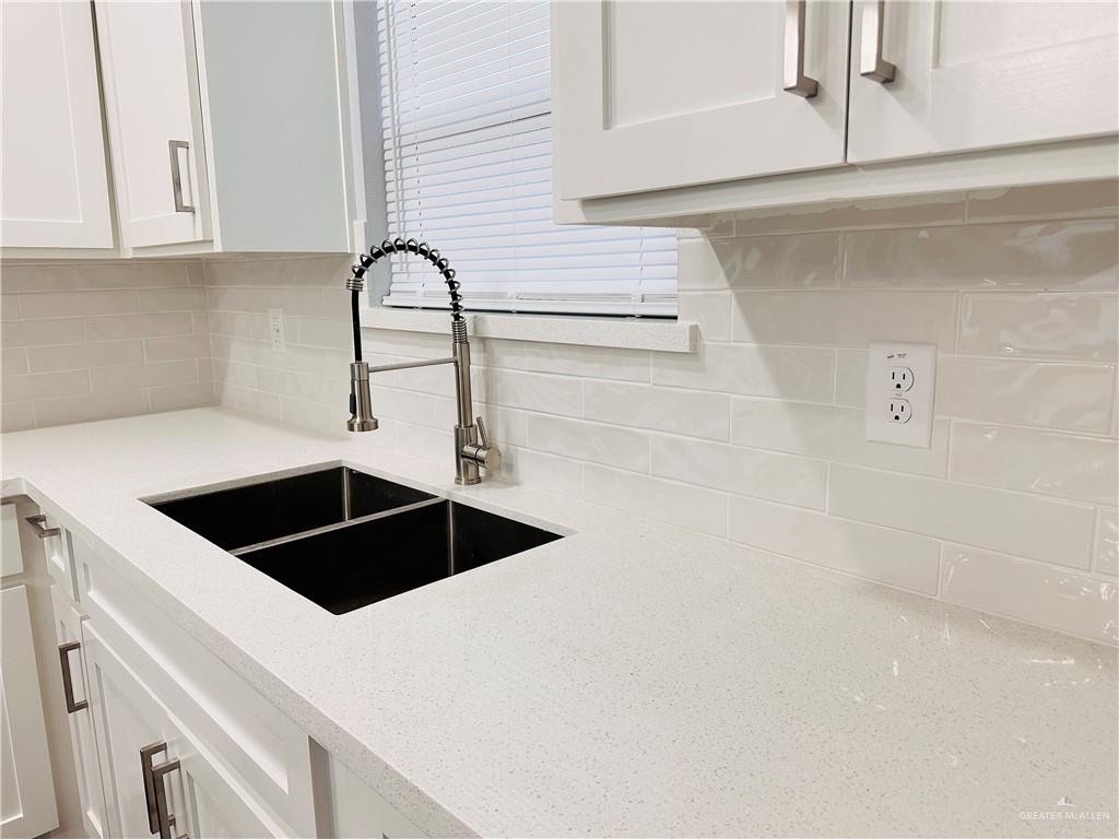 Photo 5 of 2304 Viviana Street #2