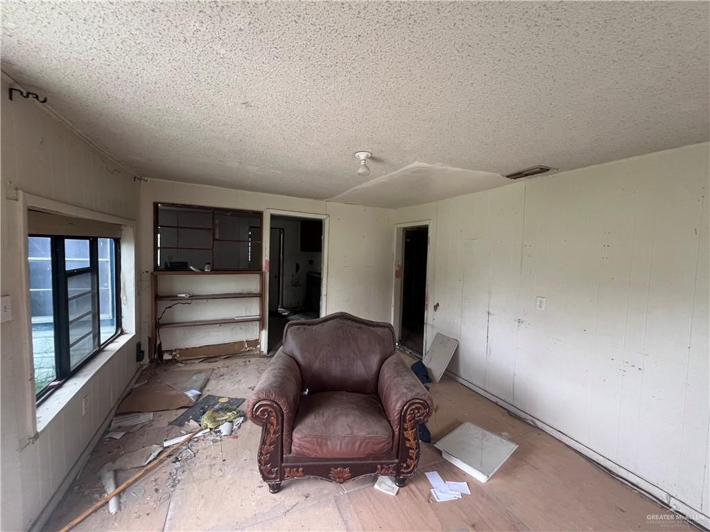 Photo 3 of 610 Cypress Street