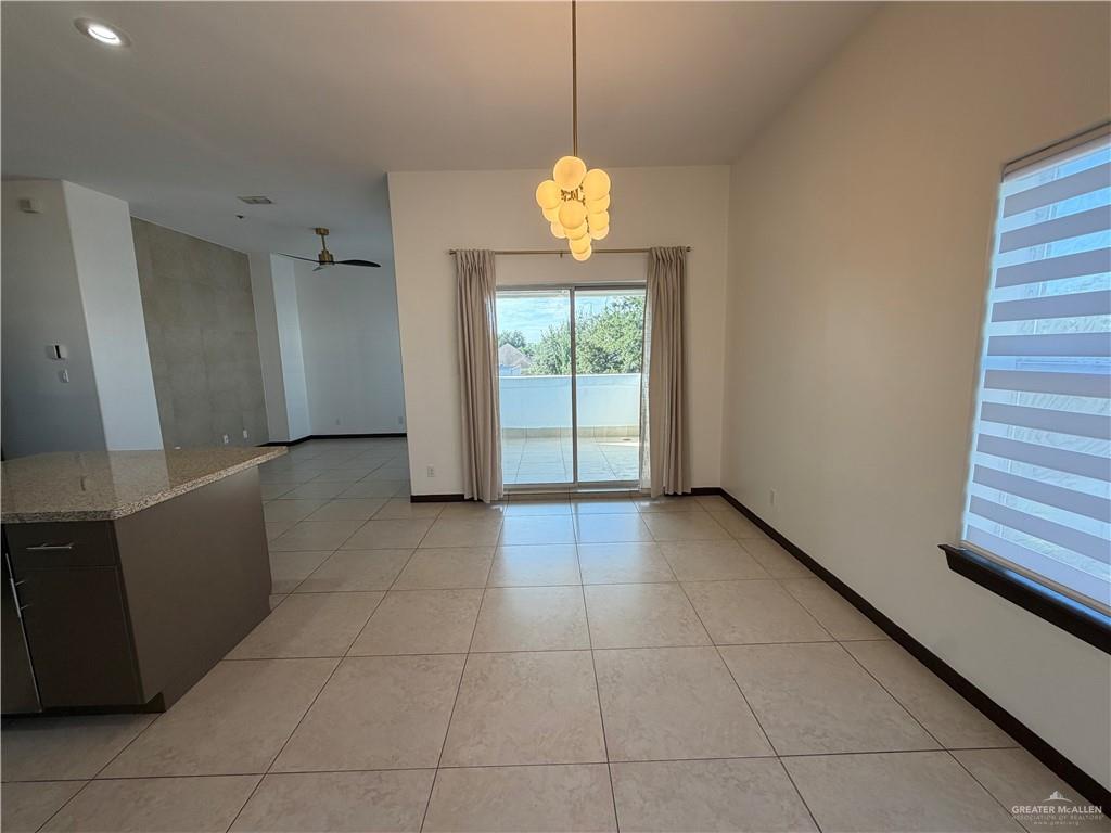 Photo 4 of 4217 Colbath Avenue #450B