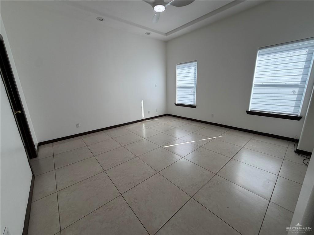 Photo 8 of 4217 Colbath Avenue #450B
