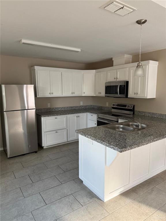Photo 10 of 906 Tom Landry Street #4