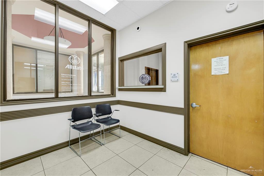 Photo 10 of 301 Cage Boulevard