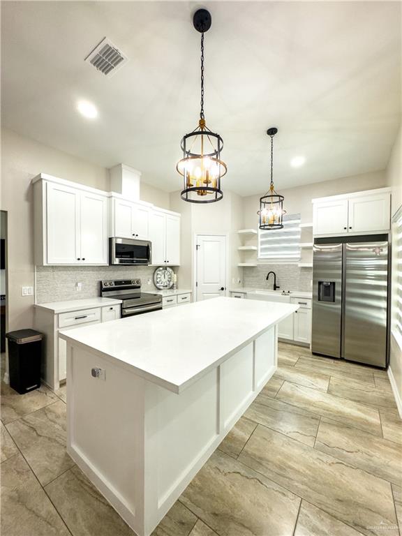 Photo 5 of 2501 Cartier Drive