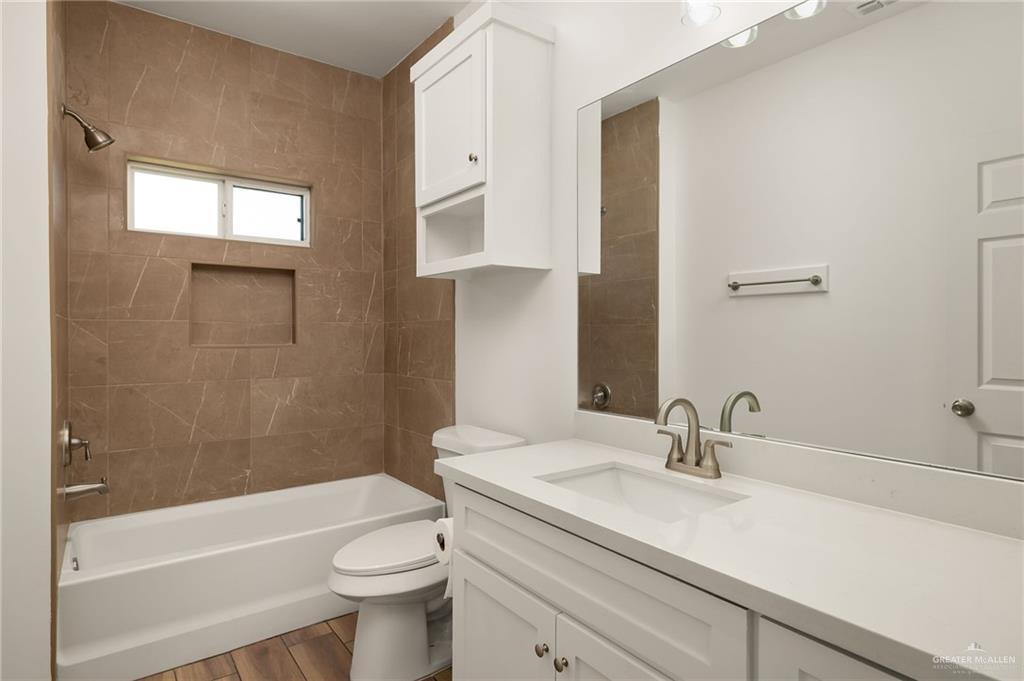 Photo 15 of 2104 San Andrea Street #1