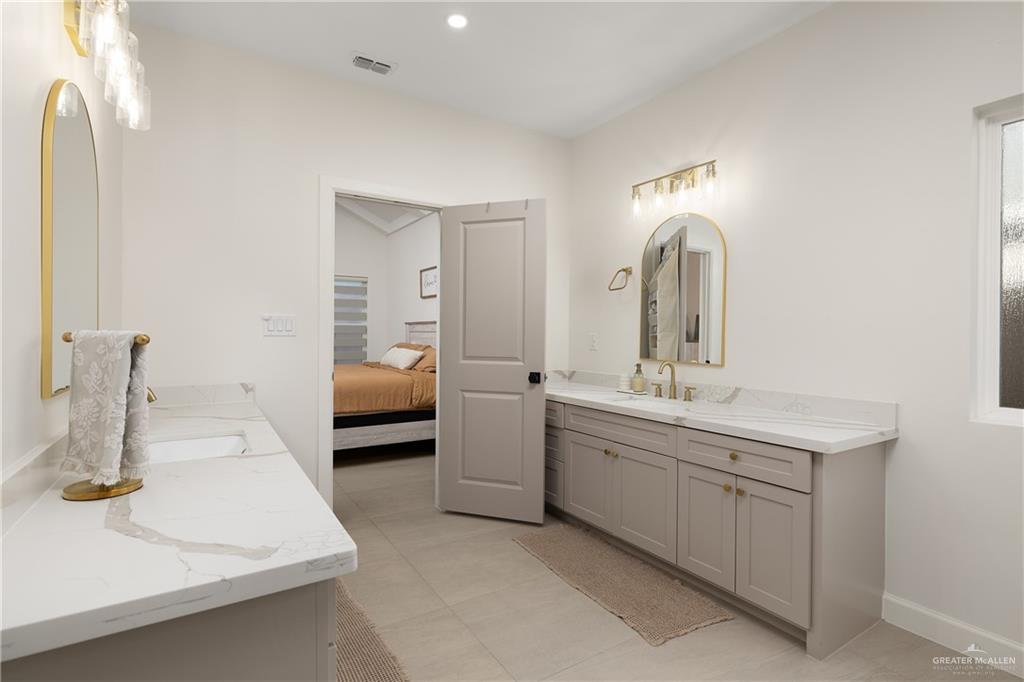 Photo 15 of 205 Brooks Circle