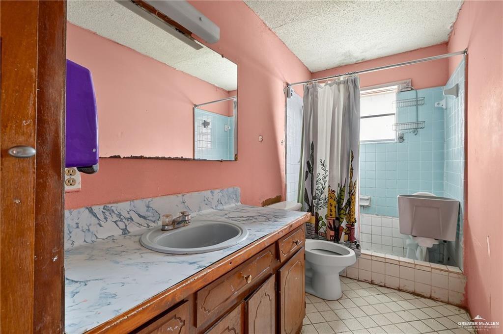 Photo 9 of 211 Cabana Drive