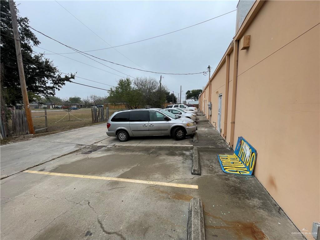 Photo 17 of 119 Pecan Street #A