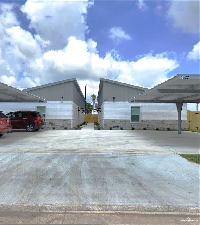 Photo 1 of 1622 Playa Drive, Weslaco