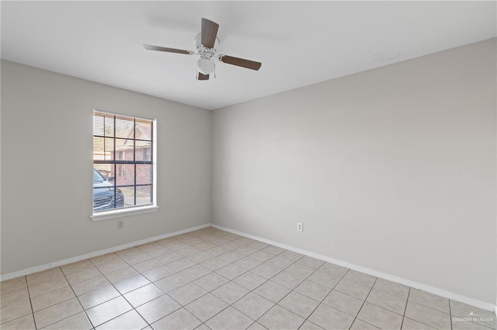 Photo 6 of 402 Date Palm Street