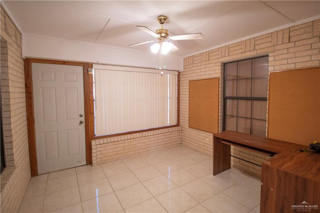 Photo 14 of 1419 Leo Street